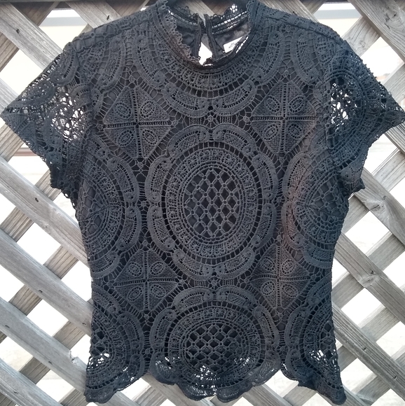 UltraPink Black Crochet Scalloped Top - Picture 2 of 4